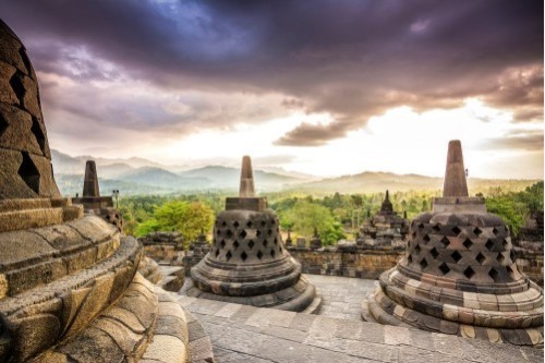 Tour Indonesia - Java - Bali - 12 giorni 11 notti Tour Indonesia - Java - Bali - 12 giorni 11 notti